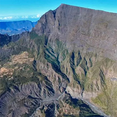 Détail du circuit : Mafate & Cilaos - Air Evasion Réunion Air Evasion Réunion - Mafate & Cilaos